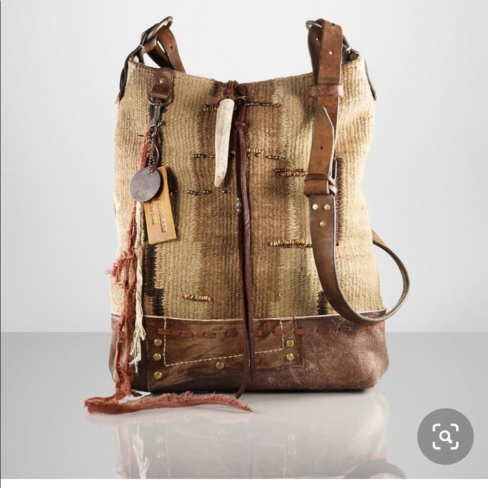 ISO a Ralph Lauren blanket hobo - Picture 2 of 4